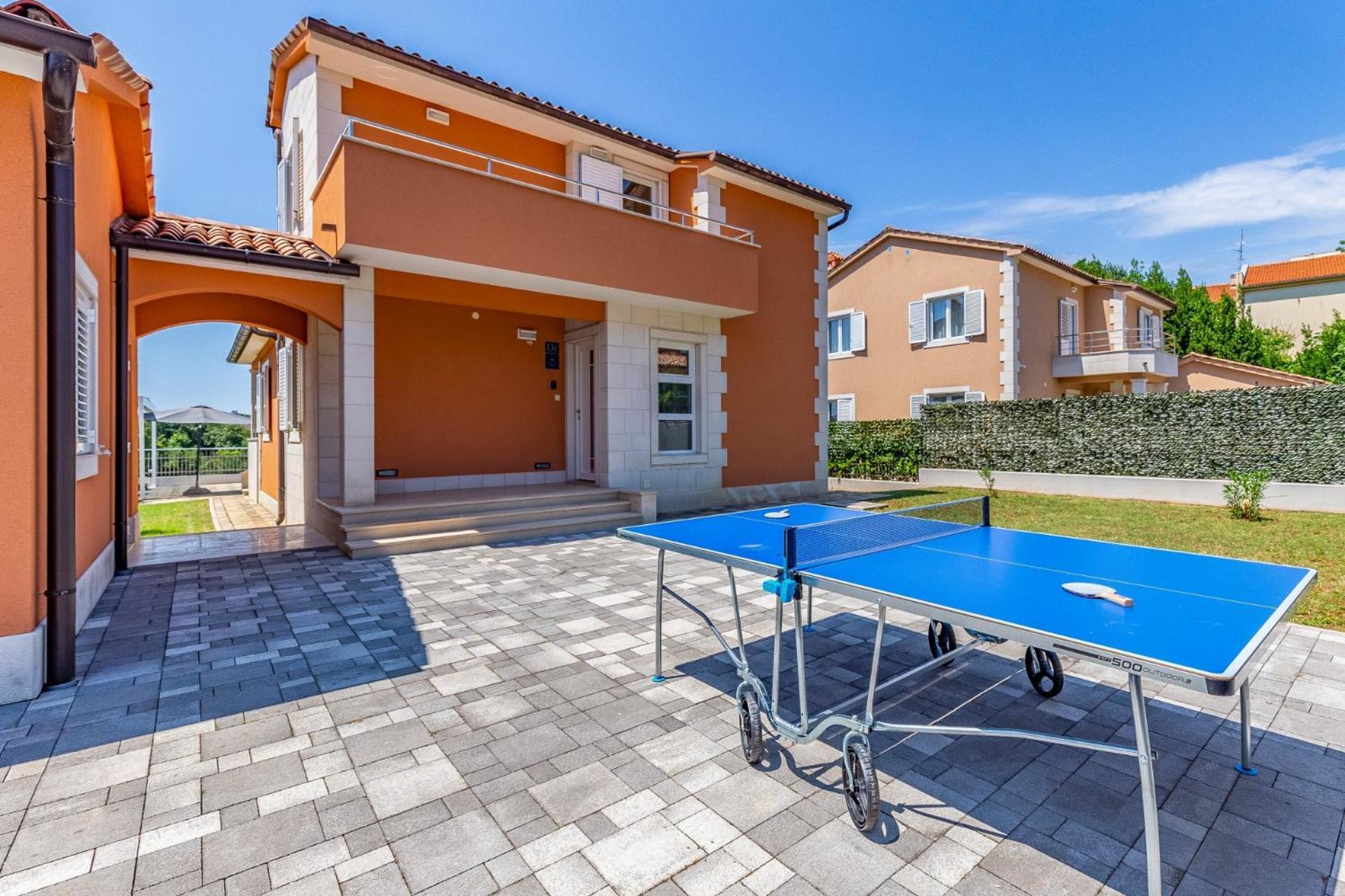 Villas Lotus With Pool And Jacuzzi Pula Zewnętrze zdjęcie